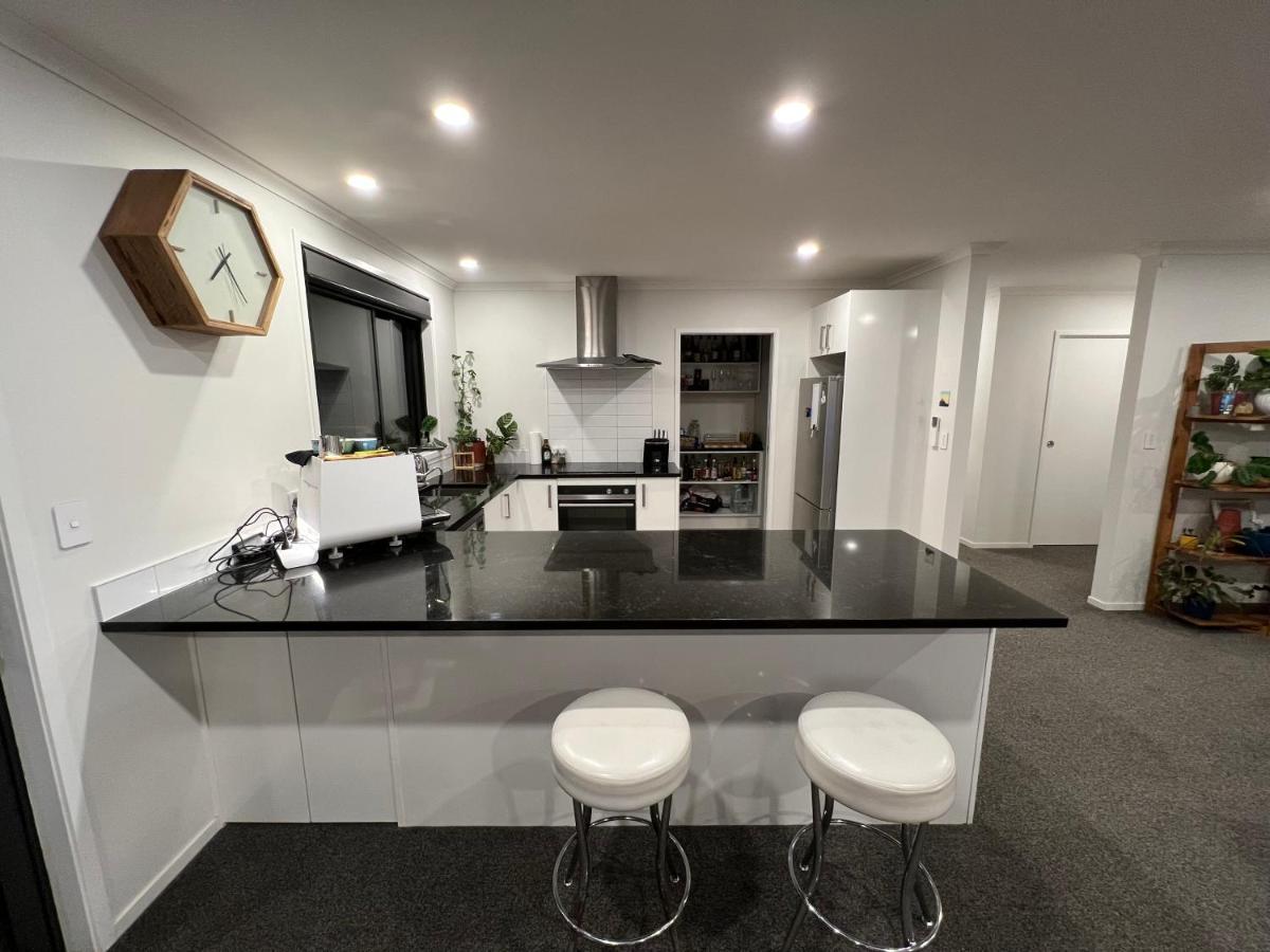 Convenient And Comfortable Waitara Extérieur photo