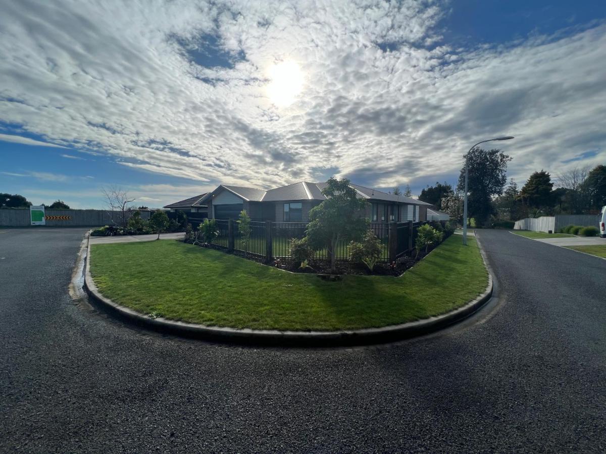 Convenient And Comfortable Waitara Extérieur photo