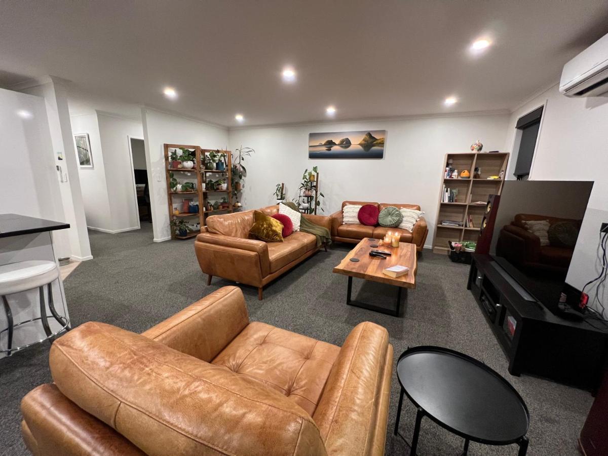 Convenient And Comfortable Waitara Extérieur photo
